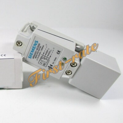 Sensor de proximidad inductivo 40X40X120 mm, Sn: 15 mm, alimentacion 15-34 VDC, rasante, NO-NC/PNP, PG13.5 4 Hilos, plastico